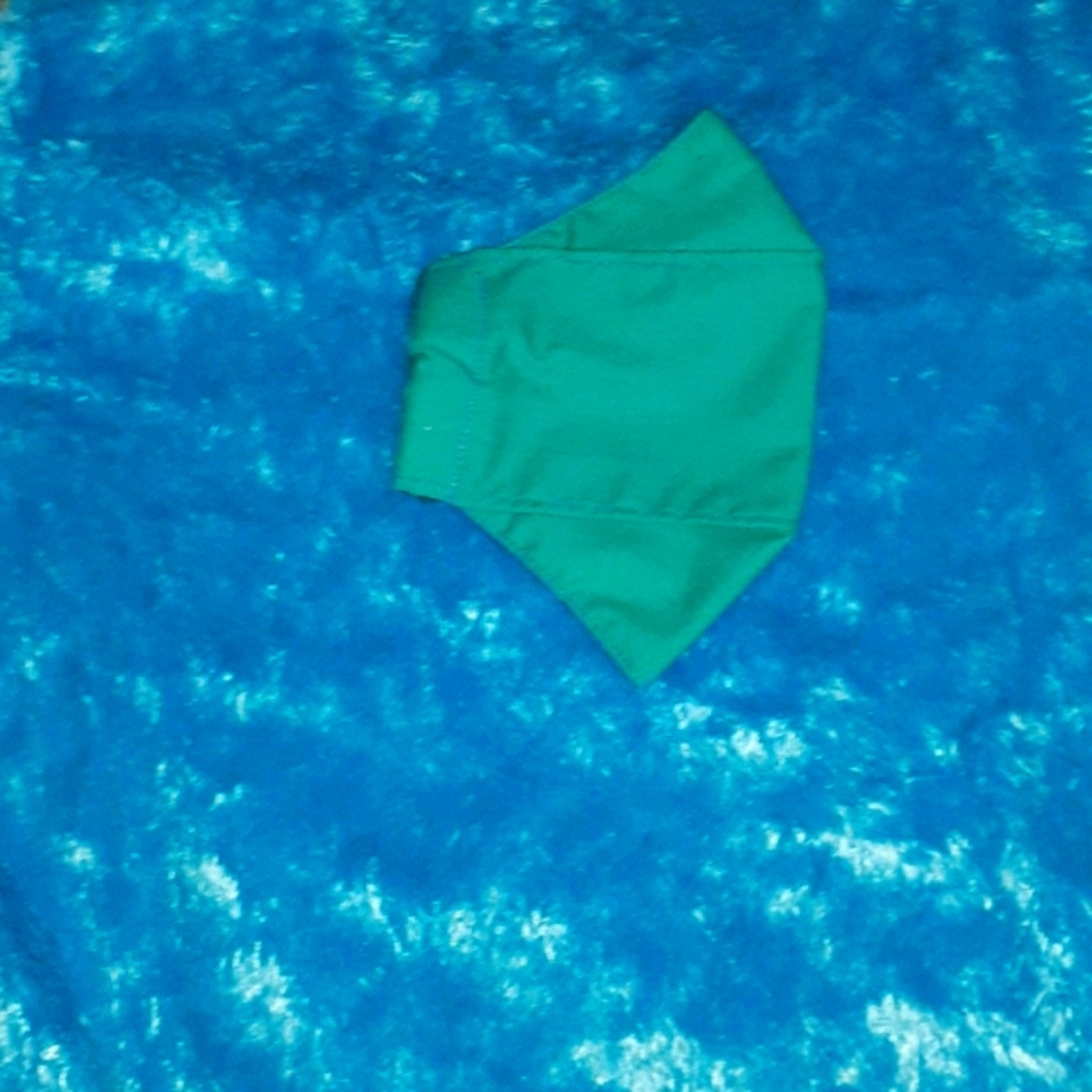 Green face mask